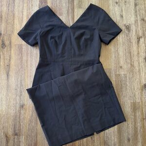 Elegant Black Short Sleeve Dress